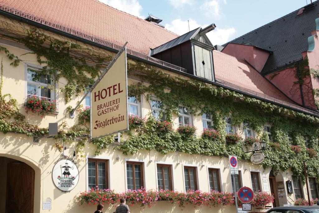 Altstadt-Hotel Zieglerbraeu Dachau Exteriör bild
