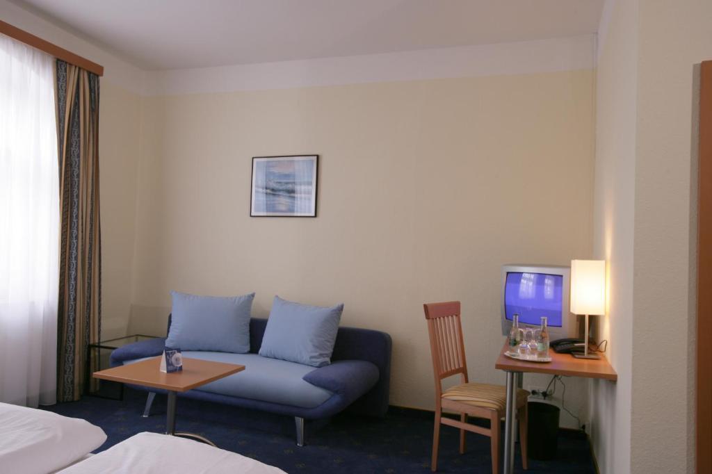 Altstadt-Hotel Zieglerbraeu Dachau Rum bild