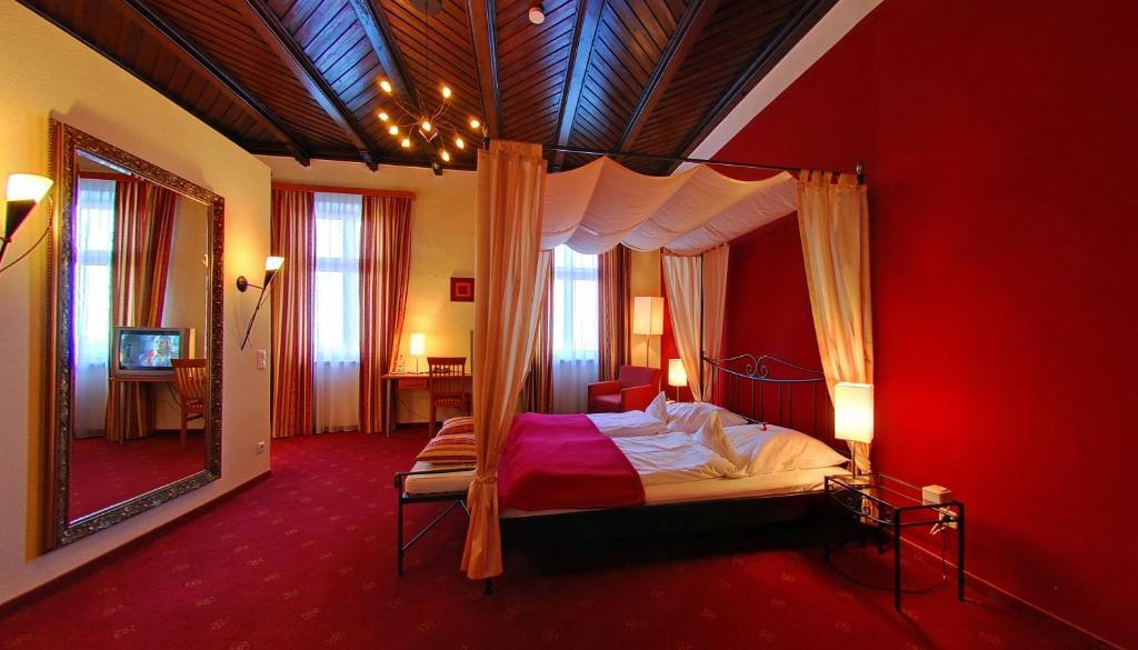 Altstadt-Hotel Zieglerbraeu Dachau Rum bild